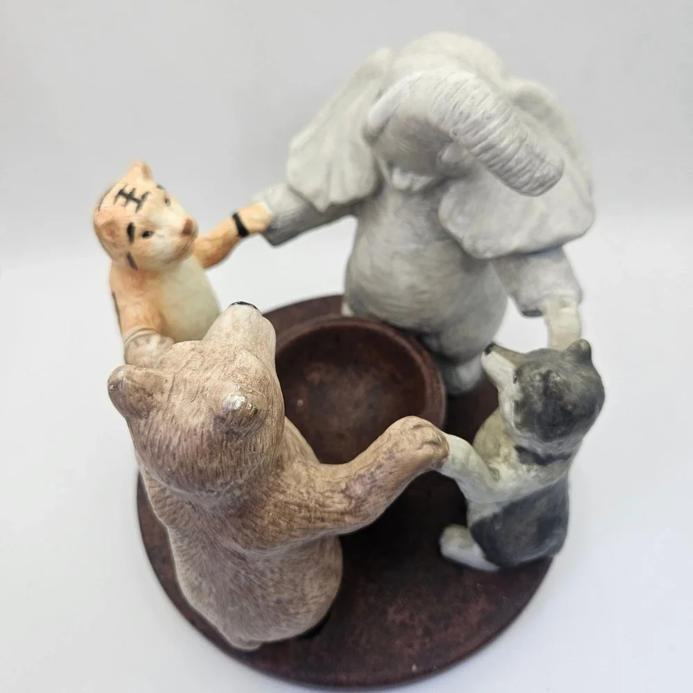 Y2K VTG Penco Animals Holding Hands Circle Tealight Candle Holder Elephant Bear